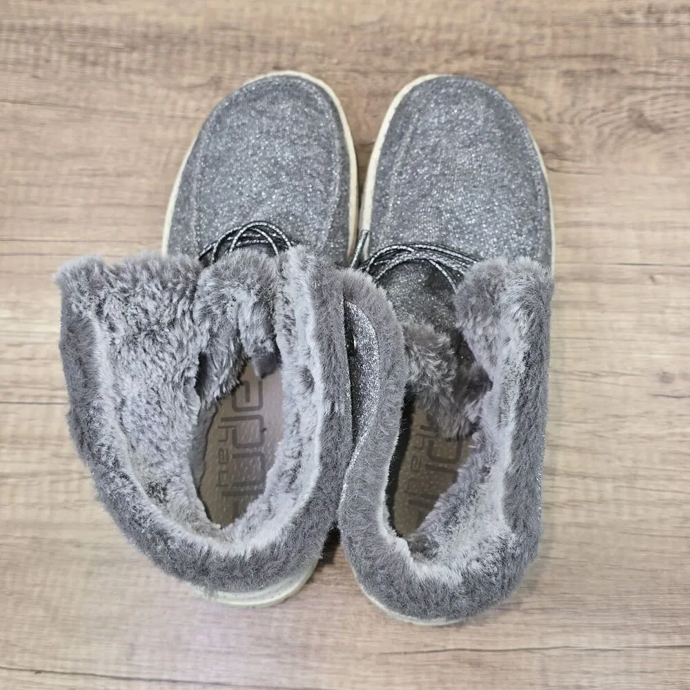 Hey Dude Britt Youth Women's Size 7 Gray Faux Fur Lace Up Comfort Shoes Boots